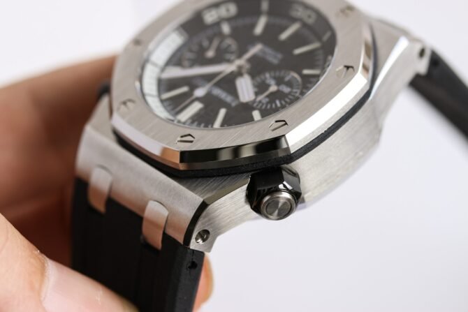 Audemars Piguet-Replica-26703 Automatic Chronograph Men's-42mm-Blcak