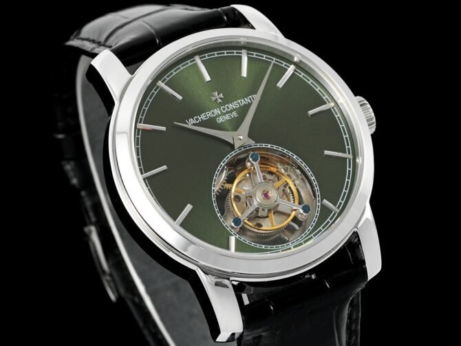 Vacheron Constantin- Replica - Traditionnelle-Tourbillon Watch--Green-1