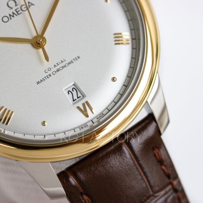 OMEGA-Replica -De Ville Prestige Co-Axial Master Chronometer 40mm-Leather-Gold&White