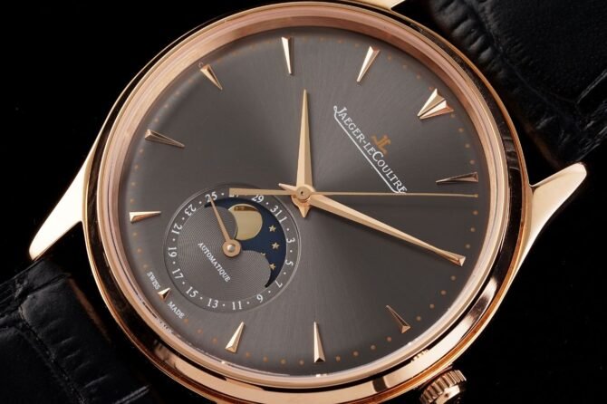 Jaeger-Lecoultre-Replica -MASTER ULTRA THIN-Gold