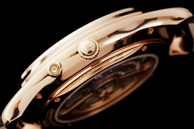 Jaeger-Lecoultre-Replica -MASTER ULTRA THIN-Gold