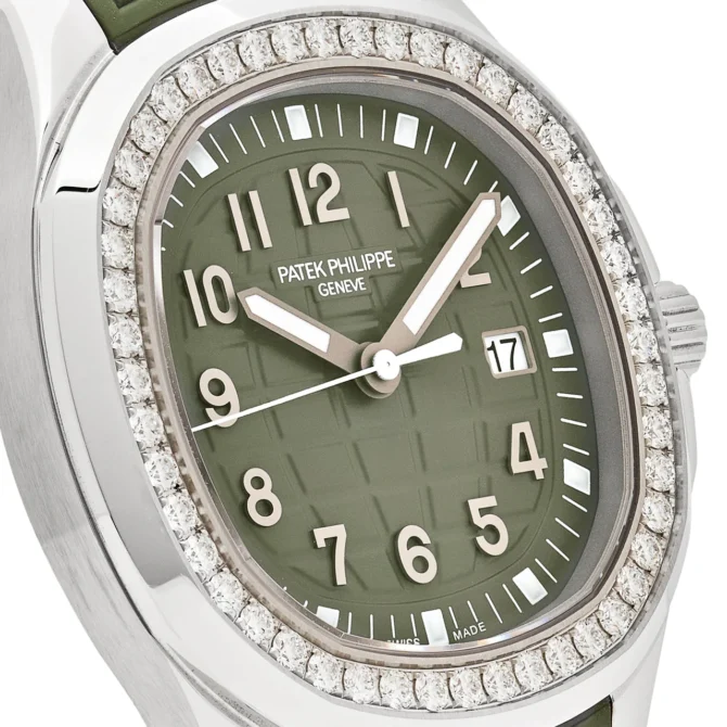 💎Patek Philippe Aquanaut Luce 5267/200A-011 'Ladies' Stainless Steel Green Dial Diamond Bezel